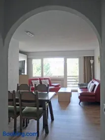 Magnifico appartamento con giardino | Vicino alle piste da sci - Image 3