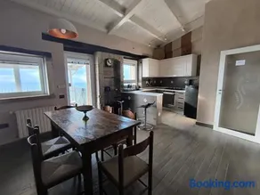 Suite 35 - Image 1