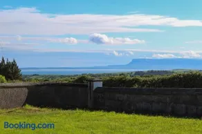 Mountain View - Image 2