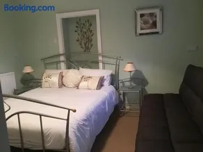 Bickfield Annexe - Image 3