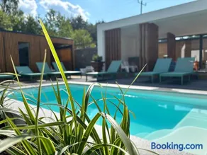 Leśna Polana Domki Willa z prywatnym Jacuzzi, sauna i basen w strefie relaksu - Image 2