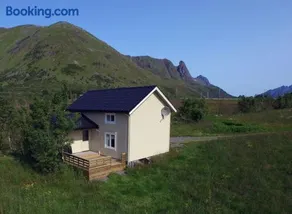 Charming house by the sea, Lofoten! - Image 2