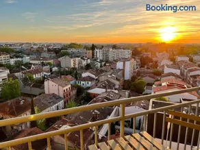 Sunset Duplex - Grand-Rond, Jardin des plantes, centre-ville, 2 BDRs 60m2, AC, Netflix - T3 60m2 avec clim - Image 1