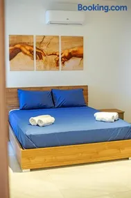 Qawra Two bedroom new apartment - Image 2