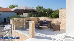 Apartments Casa Tea close to the Queen Beach- by TA Leut Agency - Image 2
