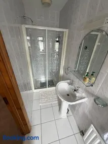 Simple Stay Foxford - Image 5