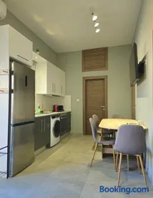 plytra house - Image 2
