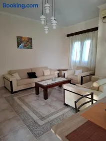 Val's place - Image 2