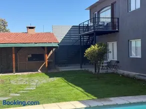 Complejo de departamentos H&H - Image 1