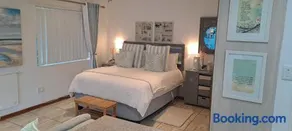 Gabbys Cottage Guesthouse - Image 4