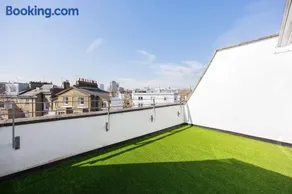 Veeve - Primrose Rooftops - Image 4