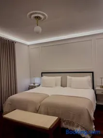 Bright Room in a Boutique Hotel with Breakfast Included - Image 4