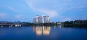 New Century Grand Hotel Zunyi - Image 4