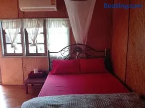 Oceanblue Guesthouse - Image 2