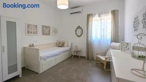 Casa con piscina y jardín Alma - Image 4