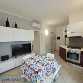 Onda del lago Mountain Lake Iseo Hospitality - Image 1