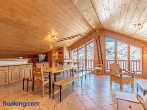 Spacieux appartement 8p avec piscine, spa, et parking, proche des pistes - Image 1