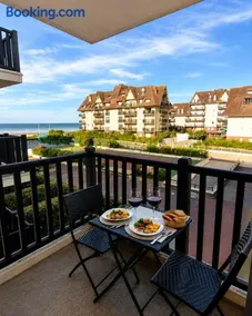 Vue mer balcon piscine à 2 pas de la plage Cabourg - Image 1