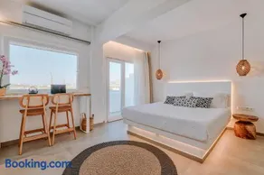 Nautica Suites - Modern Seaview Suite - Image 1
