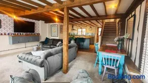 Chinnerys Country Cottage - Image 5