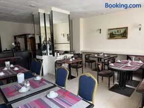 Hotel mit zwei doppelzimmer - Image 3