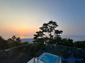 NEW La Vida Villa 270° rooftop Seaview - Image 2
