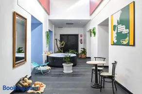 Brothers House - Image 2