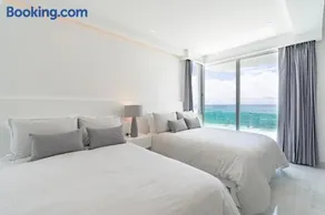 Beachfront Suite Deluxe -Best Ocean View, Resort with beach, Gym and Spa - Image 1