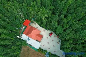 Hazel Retreat - Full Home & Coffee Estate - Image 4