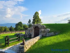 Domek Hobbita z jaskinią SPA - Osada Jaworzyny - Image 1