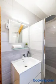 Noszvaj Elite Apartman - Image 2