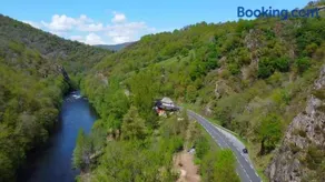 Studio au bord de la Rivière - Image 2