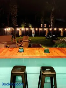 Beachside home, less than 500 steps to beach, oasis yard - Image 4