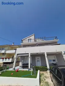 Apartments Tonći - Image 1