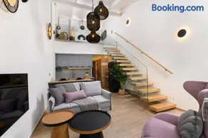 Versa Villas - Image 1