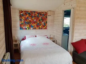 CHALET - Image 2