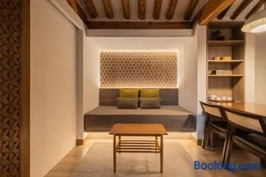 Luxury Hanok Blissful House - Image 2