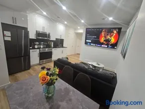 Cozy 2-Bedroom Basement Suite Just Minutes from the Airport - Image 2