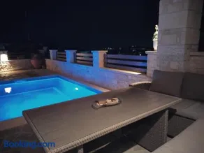 Luxury stone villas in Afitos St'aloni - Image 2