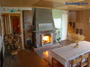 Karineeme Holiday House - Image 3