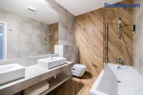Krakow Square Residence - Image 2