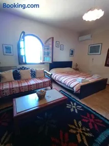 Byron's Studios Pori Beach Monemvasia - Image 4