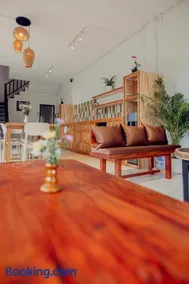 Ark Guesthouse - Image 5