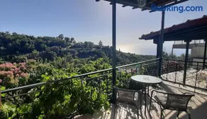 Kerkis Traditional Guesthouse - Image 1