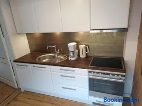Aia Guest Apartment - Image 2