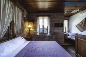 Cunda Tas Konak Otel - Image 3