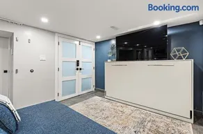 Unique Basement, Private, Steam Sauna Shower, Free Parking - Image 3