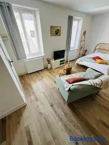 Studio Girafe, style bohème et atypique, Curistes - Image 3