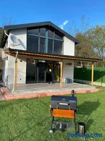 Eviniz rahatlığında, eşsiz doğa manzaralı dağ evi - Image 1