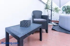 Zen Jacuzzi Retreat mit Terrasse, Garage, Klimaanlage, 24 - 7 Check-in, Netflix und Disney Plus - Image 2